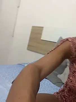 Snapshot of Naomi24herr chatting on 09.24.25 Naomi24herr online show from 09.24.25