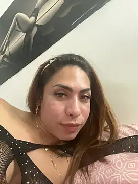 Naomi24herr online show from 05.25.26