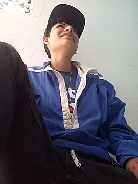 Owen tomboy online show from 11.06.25