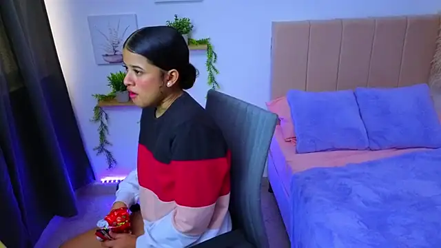 pequitasmedusa9 online show from 10.02.25