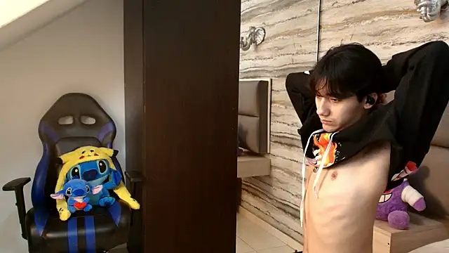 Lovers 21 online show from 01.14.26