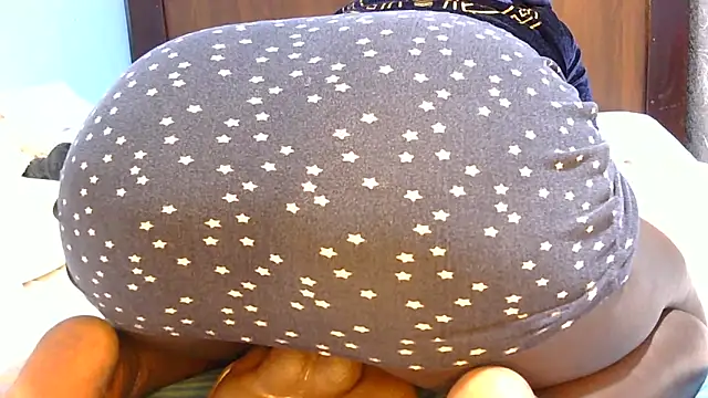 SpiceySnack online show from 03.04.26