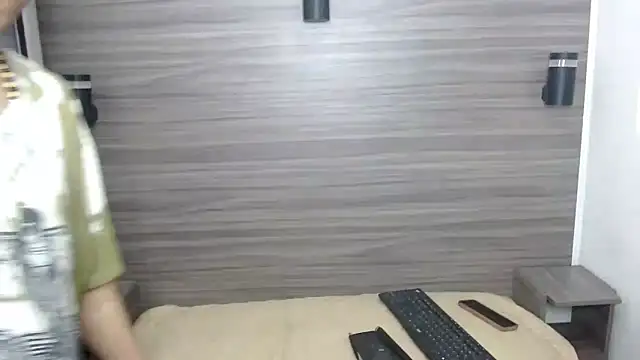 Jerom xx online show from 10.08.25