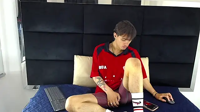 Jerom xx online show from 10.20.25