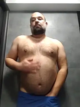 Snapshot of CristalDad chatting on 10.20.25 CristalDad online show from 10.20.25