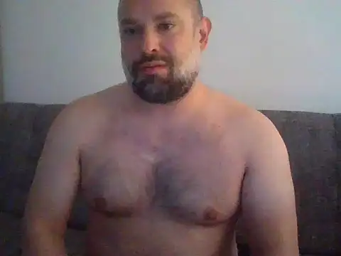 Snapshot of CristalDad chatting on 10.22.25 CristalDad online show from 10.22.25