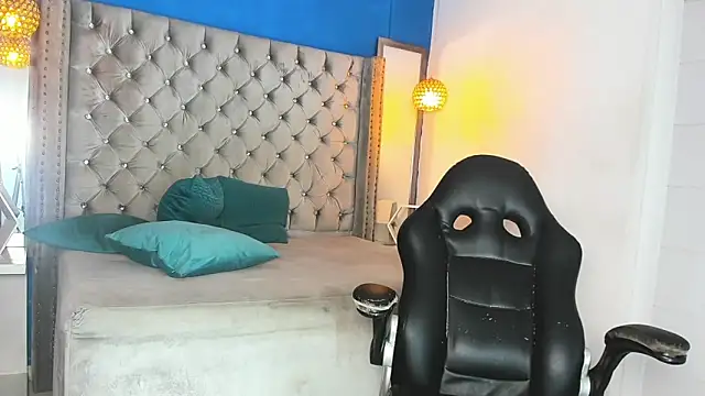 Kevinfox23cms online show from 10.15.25