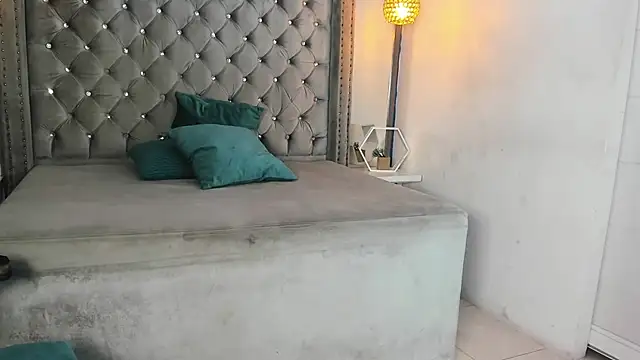 Kevinfox23cms online show from 10.17.25