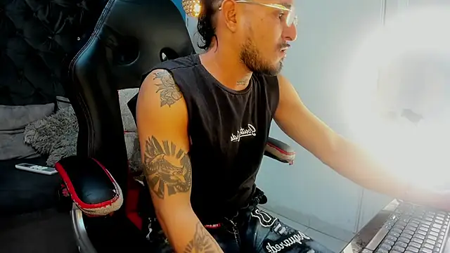 Kevinfox23cms online show from 10.30.25