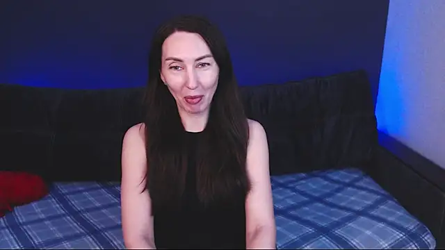 Lilith Ex online show from 10.05.25