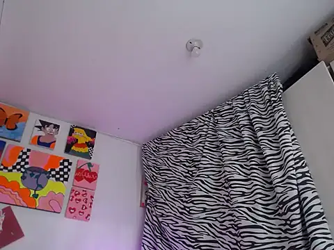 Nahomyyy online show from 12.01.25