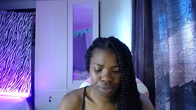 Nahomyyy online show from 02.28.26