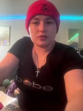 BuzzBunni69 online show from 10.04.25