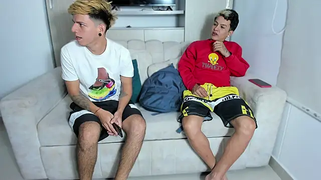 skygirls  online show from 10.16.25