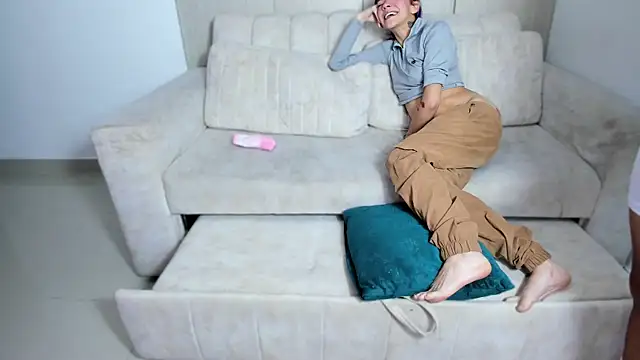 skygirls  online show from 10.19.25