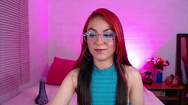 Snapshot of Amy66 chatting on 05.05.26 Amy66 online show from 05.05.26