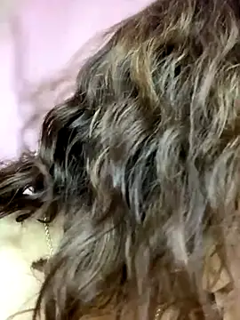 Snapshot of Mia_Valmont chatting on 10.11.25 Mia Valmont online show from 10.11.25