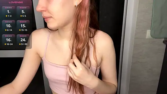 Snapshot of FawnDubler chatting on 02.08.26 FawnDubler online show from 02.08.26