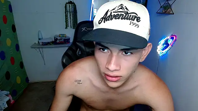 Snapshot of jero_streamx chatting on 10.02.25 jero streamx online show from 10.02.25