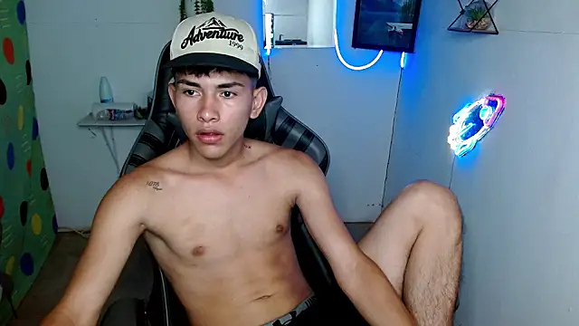 Snapshot of jero_streamx chatting on 10.03.25 jero streamx online show from 10.03.25
