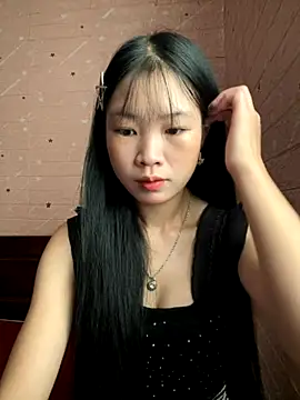 Snapshot of -mayhan11 chatting on 10.05.25 -mayhan11 online show from 10.05.25