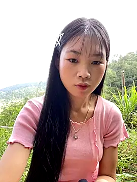 Snapshot of -mayhan11 chatting on 10.10.25 -mayhan11 online show from 10.10.25