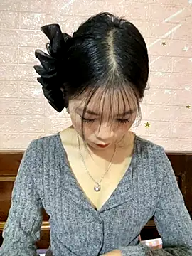 Snapshot of -mayhan11 chatting on 10.20.25 -mayhan11 online show from 10.20.25