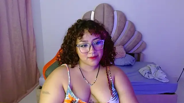 BlueeVelvet online show from 10.07.25