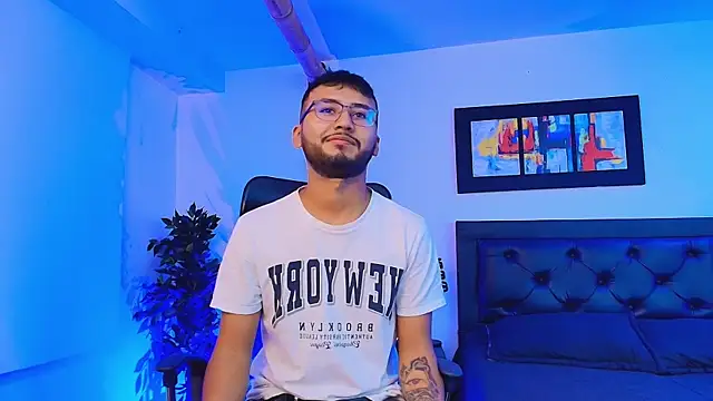 Blakegabriel  online show from 09.26.25