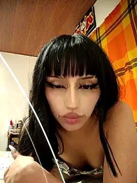 Snapshot of babyhannya chatting on 09.25.25 babyhannya online show from 09.25.25