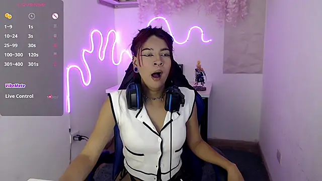 lilith goddesqs online show from 09.27.25