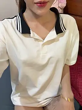 Snapshot of Quynhbabysexy chatting on 05.19.26 Quynhbabysexy online show from 05.19.26