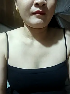 Snapshot of Paul-paul11 chatting on 10.05.25 Paul-paul11 online show from 10.05.25