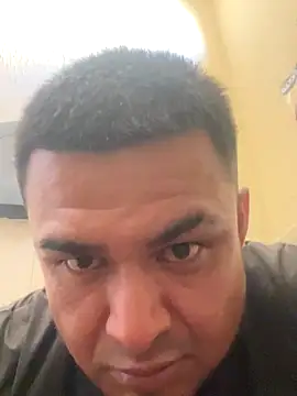 Snapshot of Sk3m_veryhot chatting on 10.23.25 Sk3m veryhot online show from 10.23.25