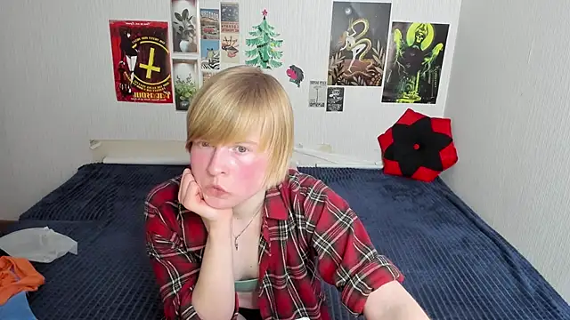 Cattie w  online show from 03.12.26