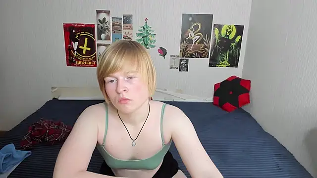 Cattie w  online show from 03.28.26