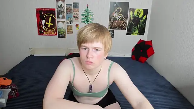 Cattie w  online show from 04.02.26