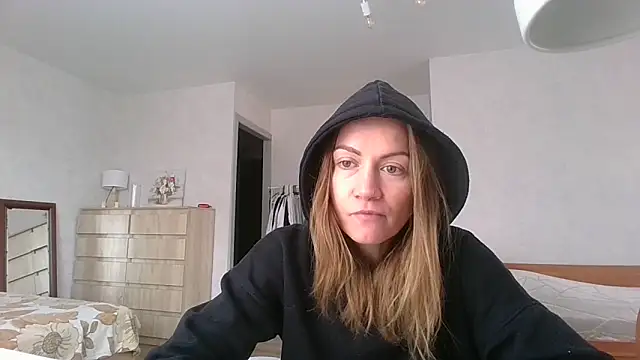 Thavione online show from 03.03.26