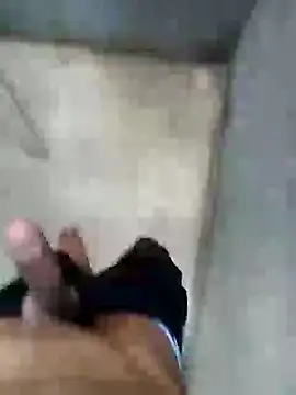 Snapshot of ExilicOutset chatting on 10.23.25 ExilicOutset online show from 10.23.25