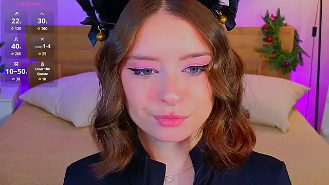  Amelia Shine  online show from 11.20.25