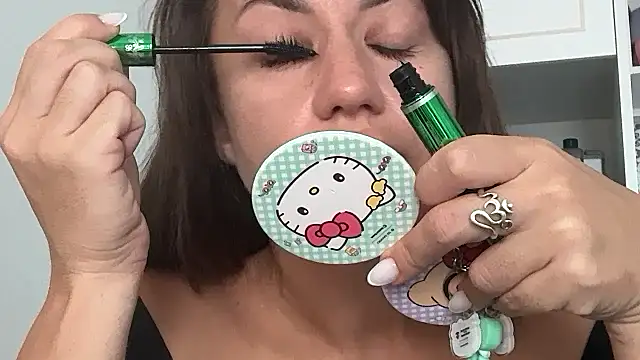 Snapshot of Roriann chatting on 02.03.26 Roriann online show from 02.03.26