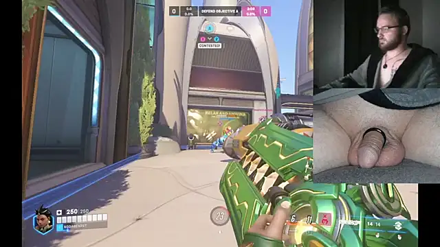 Snapshot of bear8t chatting on 11.06.25 bear8t online show from 11.06.25