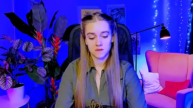 JuneWoods online show from 03.03.26