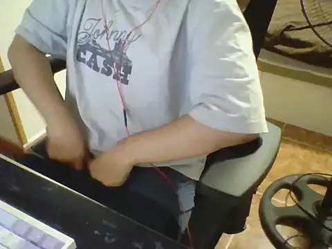 Snapshot of sebas_sexo_goloso chatting on 10.03.25 sebas sexo goloso online show from 10.03.25