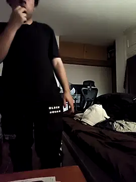 Snapshot of sebas_sexo_goloso chatting on 10.22.25 sebas sexo goloso online show from 10.22.25