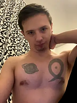 Snapshot of KirilStella chatting on 10.14.25 KirilStella online show from 10.14.25