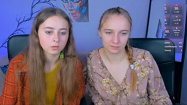 Snapshot of rebecca_smile chatting on 10.11.25 rebecca smile online show from 10.11.25