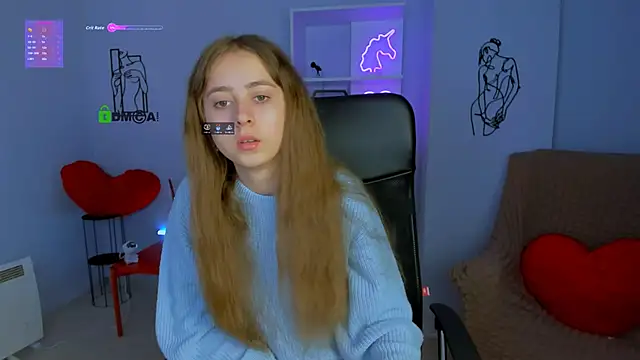 Snapshot of rebecca_smile chatting on 10.13.25 rebecca smile online show from 10.13.25