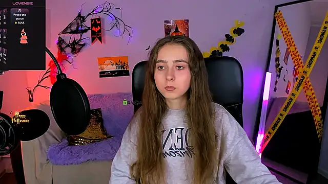 Snapshot of rebecca_smile chatting on 11.03.25 rebecca smile online show from 11.03.25