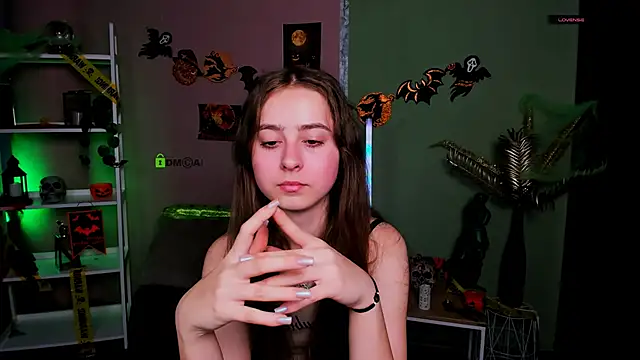 Snapshot of rebecca_smile chatting on 11.04.25 rebecca smile online show from 11.04.25